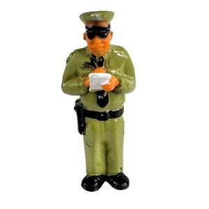 Lil Homies Officer‎ Chepe Series 6 Minifigure 1/32 Scale Chicano Mexican